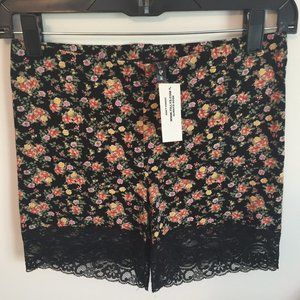 Full Tilt Lace Trim Bike Shorts